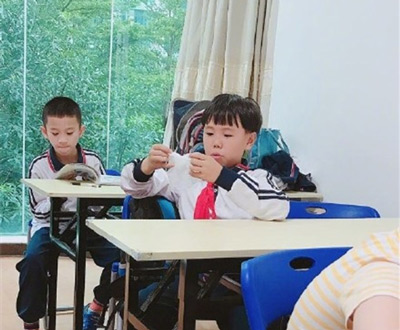 学生