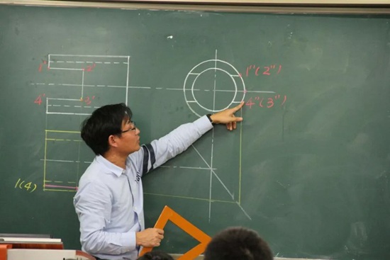 老师英雄联盟讲授机械制图