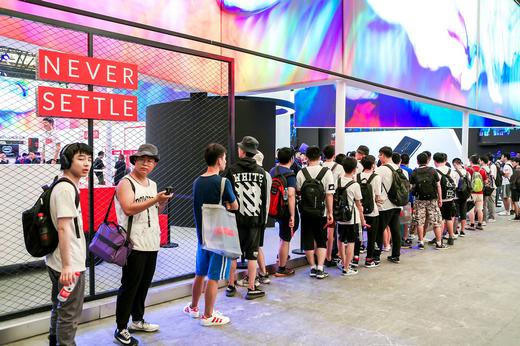 2019 ChinaJoy盛夏来袭 一加手机亮相E4展馆