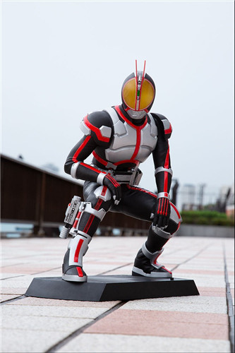 假面骑士