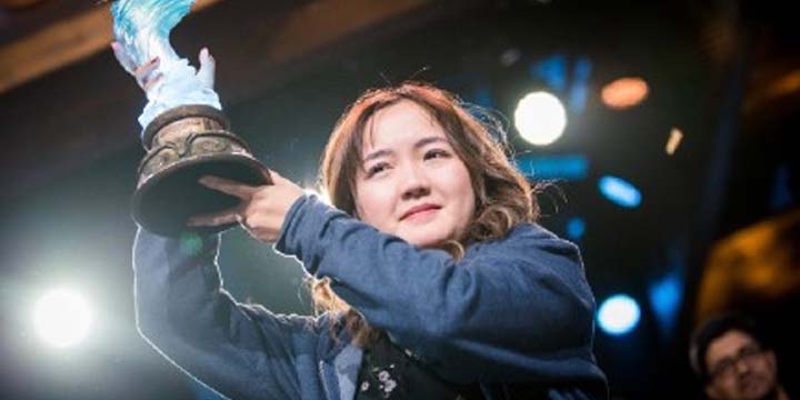 炉石首位世界女冠军狮酱夺冠后第一站 将现身双十一苏宁狮王总决赛